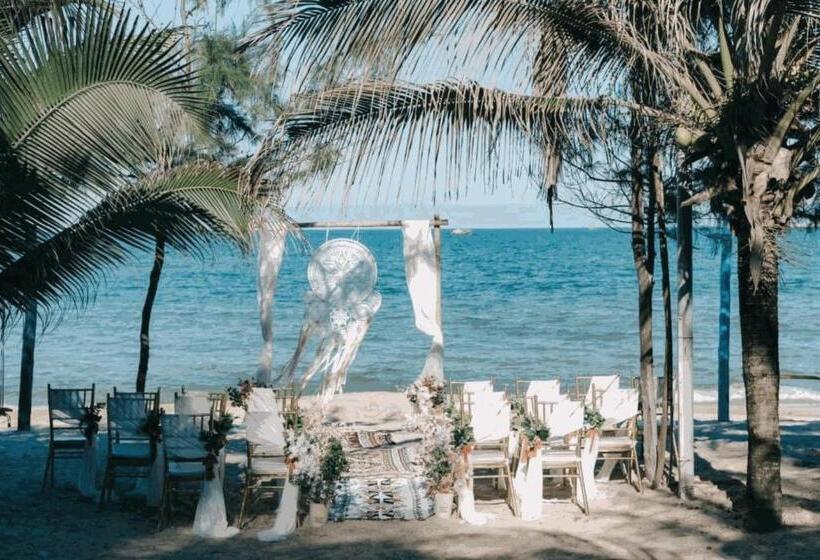 Kega Lighthouse Resort Bình Thuận