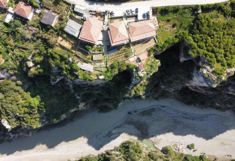 膳宿费 Guest House Bracaj