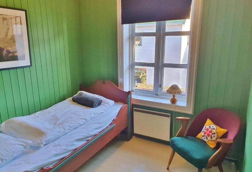 פנסיון Heimbrygga Restaurant & Accommodation