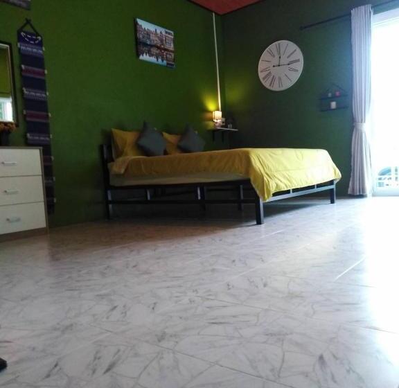 بنسيون Khao Thalu Guest House