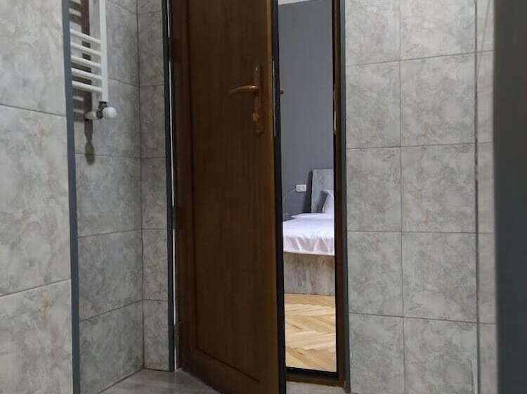 پانسیون Shanshe