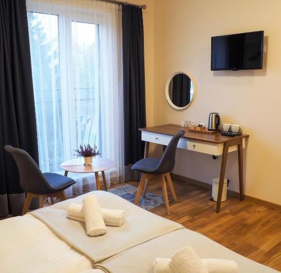 پانسیون Svečių Namai žara