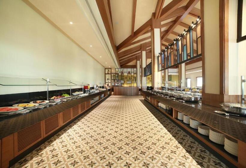 منتجع Club Mahindra Assonora