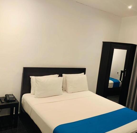 Village Hotel Northern Point