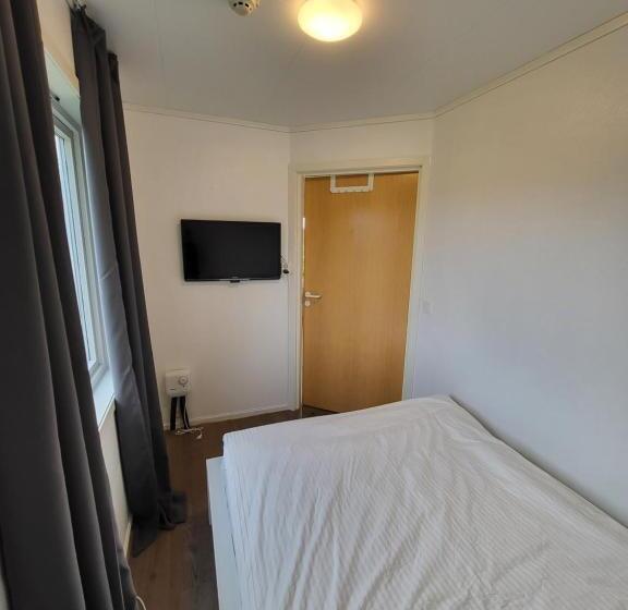 Vollvaagen Apartments Smøla, Boat Included