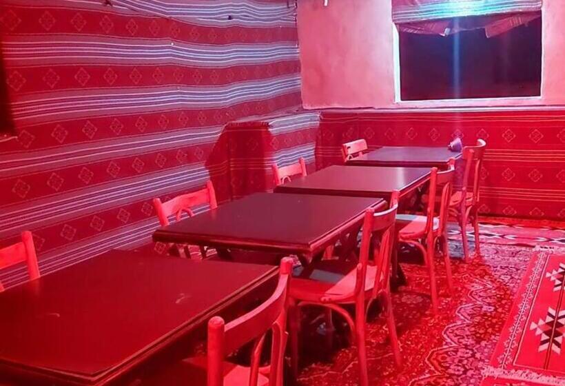 هاستل Wadi Ghwere Camp مخيم وادي الغوير