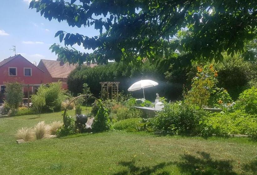 Bed and Breakfast Au Champ Du Coq