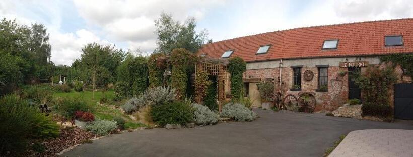 Bed and Breakfast Au Champ Du Coq