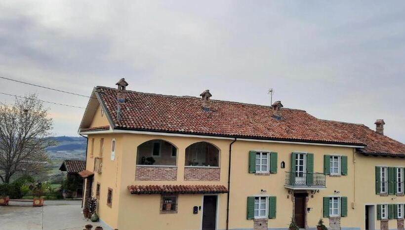 Bed and Breakfast Cà Trifolera Barbaresco   Romantico Cascinale Con Antica Cantina Nel Cuore Delle Langhe   Degustazio