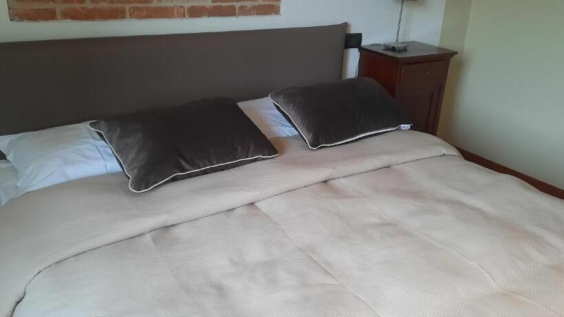 Bed and Breakfast Cà Trifolera Barbaresco   Romantico Cascinale Con Antica Cantina Nel Cuore Delle Langhe   Degustazio