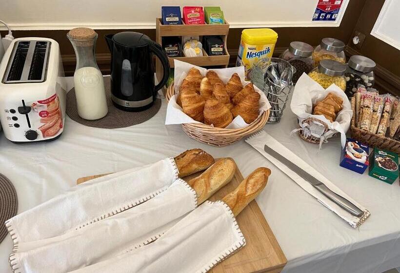 민박 Château De Crènille