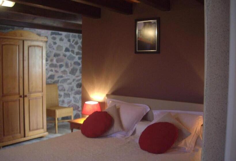 مبيت وإفطار Ferme De Lamourio