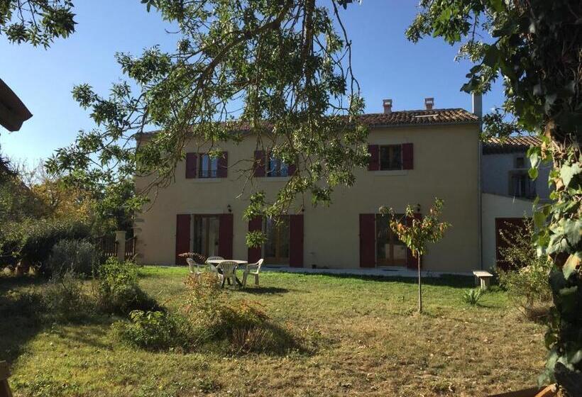 ベッドアンドブレックファースト La Maison Ocre