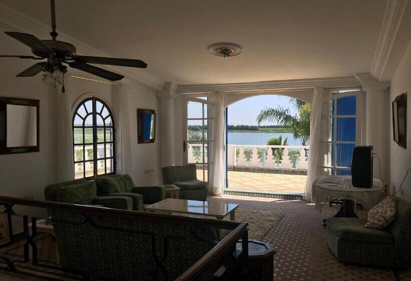 مبيت وإفطار Riad Des Oiseaux