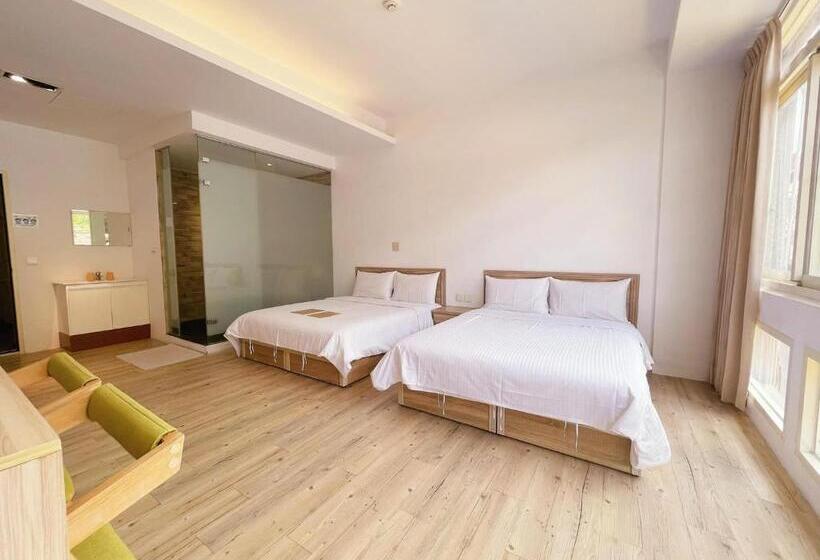 تختخواب و صبحانه Travel Life 源旅生活民宿