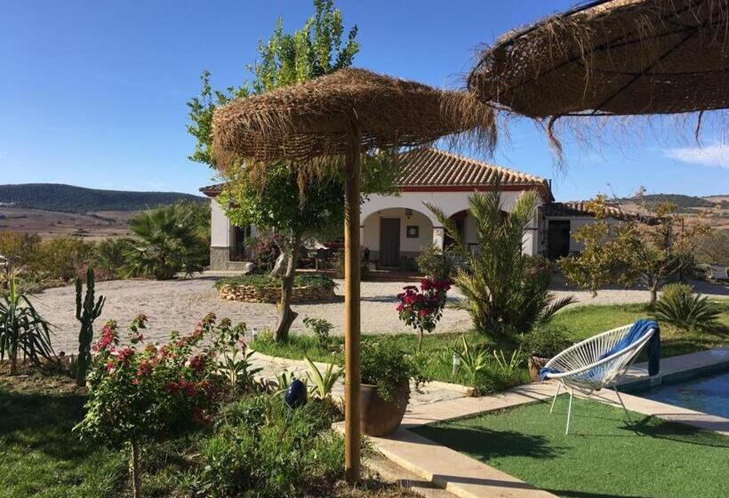 مبيت وإفطار Villa Entre Mer Et Montagne