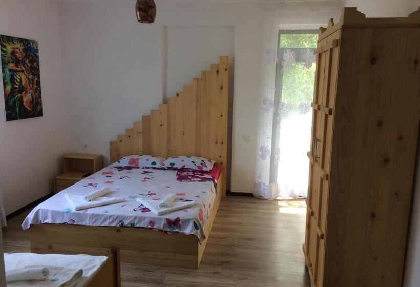 تختخواب و صبحانه Villa Portina