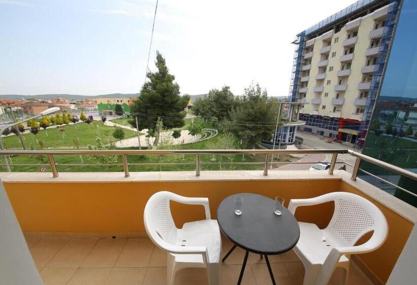 Отель Andrea Bashuri