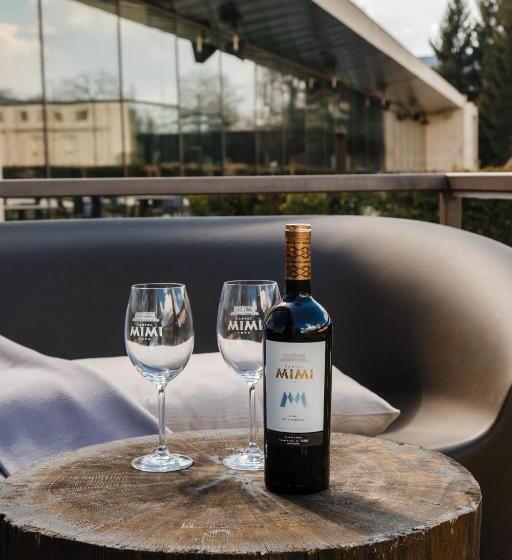 هتل Castel Mimi Wine Resort