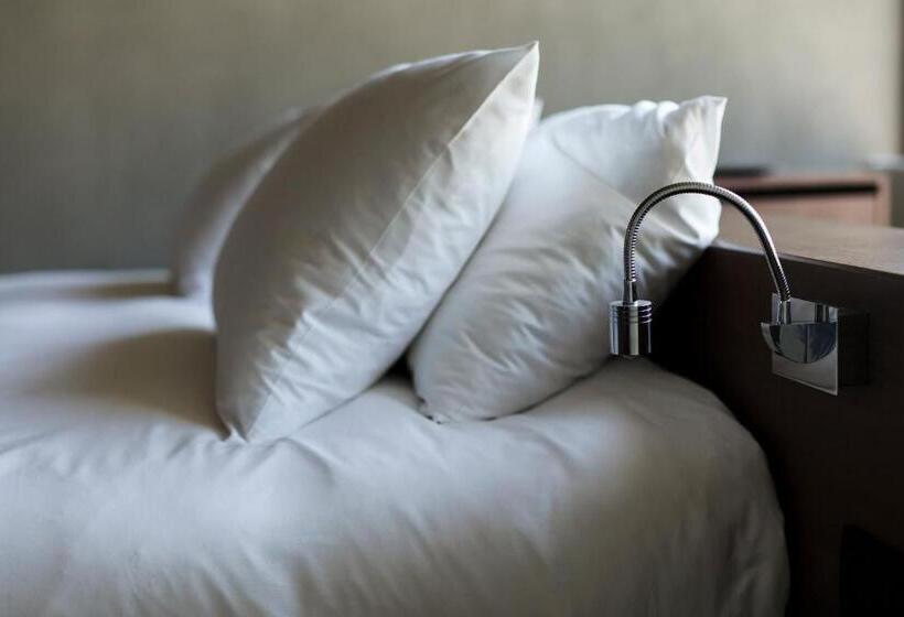 هتل Castel Mimi Wine Resort