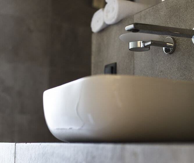 هتل Castel Mimi Wine Resort