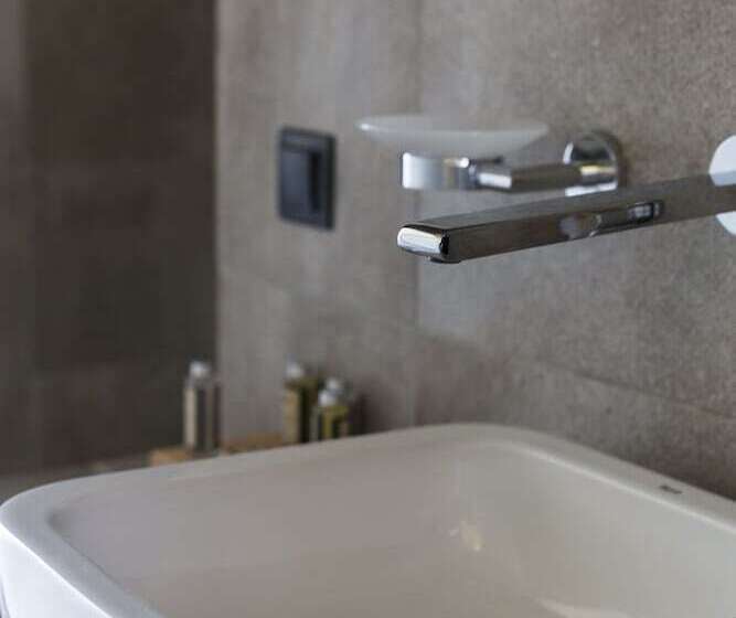 هتل Castel Mimi Wine Resort