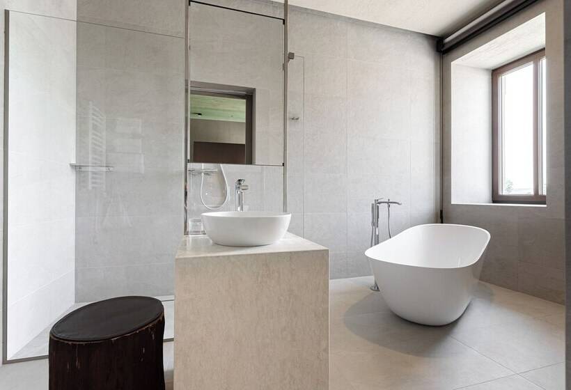 هتل Castel Mimi Wine Resort