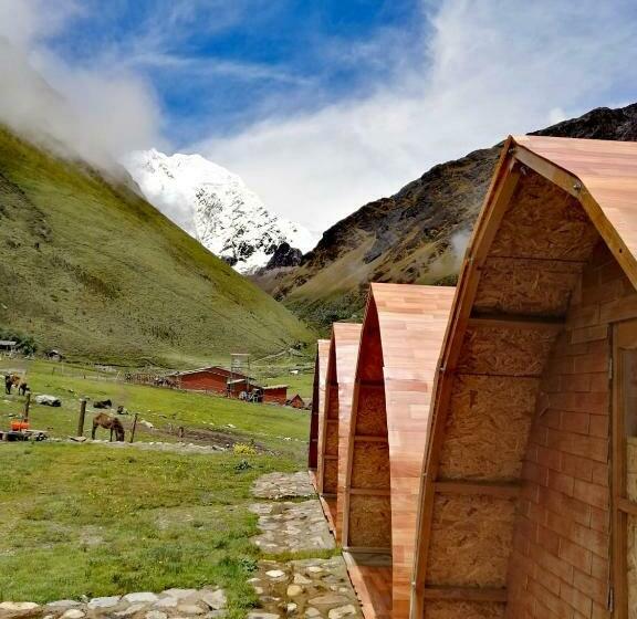 فنادق الكبسولة Soraypampa Hostel   Cabañas En Laguna Humantay Y Salkantay Trek   Hike On Your Own