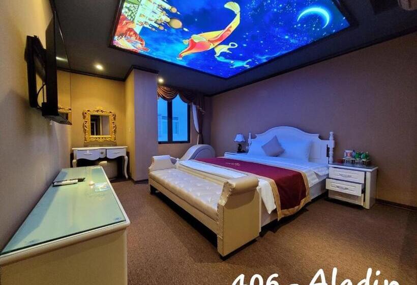 هتل Khách Sạn Hoàng Gia Ii