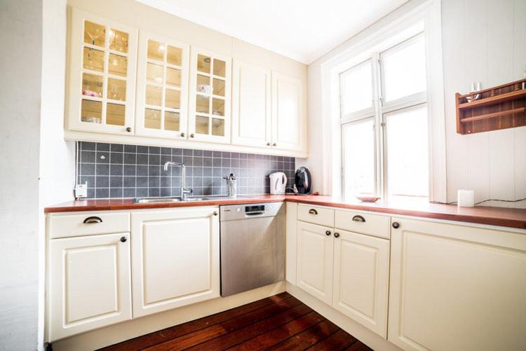 בית מלון כפרי Lærdalsøren Motor Guesthouse