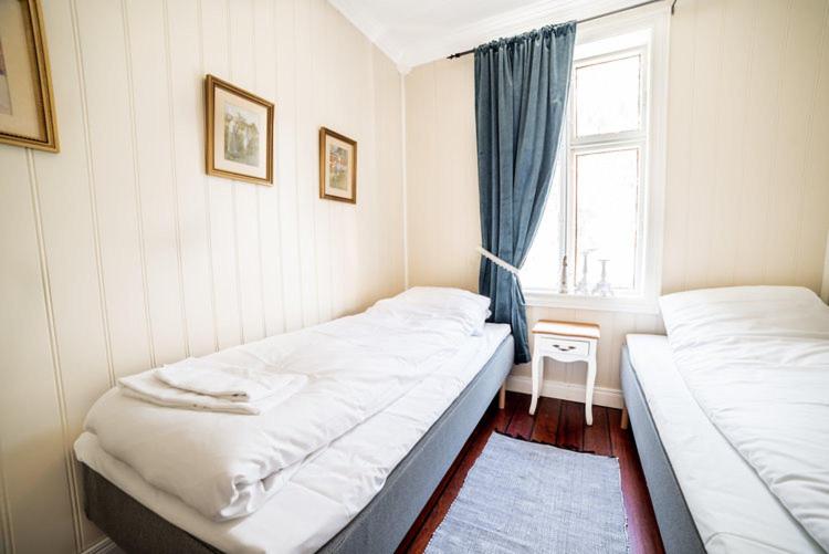 호텔 Lærdalsøren Motor Guesthouse