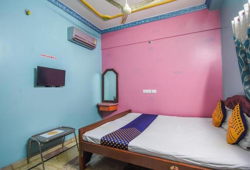 Отель Oyo Flagship 68145 Sabuj Sathi Guest House