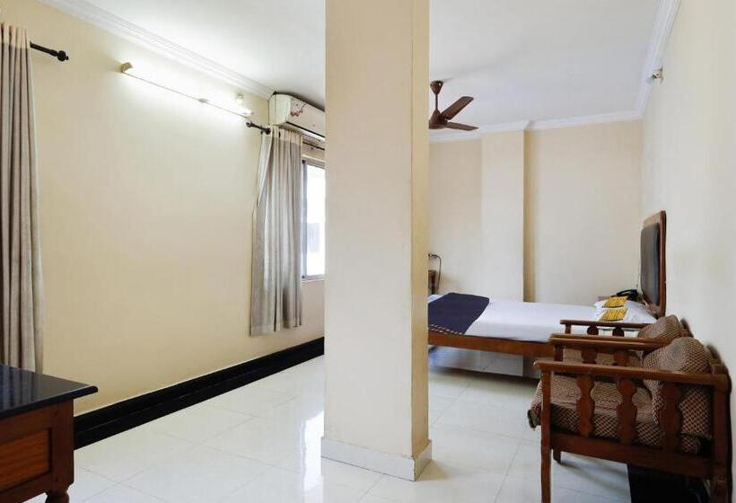 ホテル Spot On Sahari