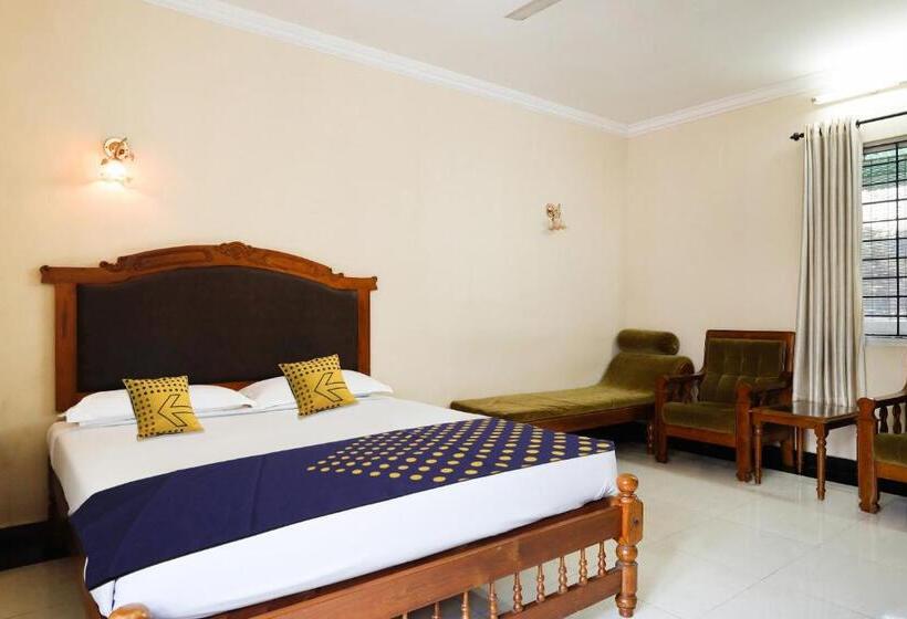 ホテル Spot On Sahari