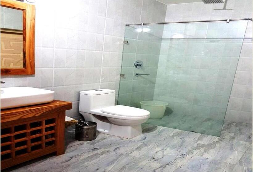 Namra Hotel And Camps   Temisgam