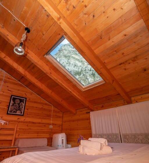 بنسيون Bee Eco Guest House