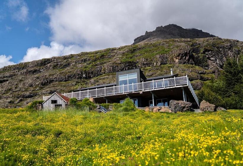 پانسیون Ekra Glacier Lagoon