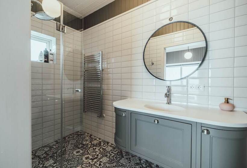 پانسیون Ekra Glacier Lagoon