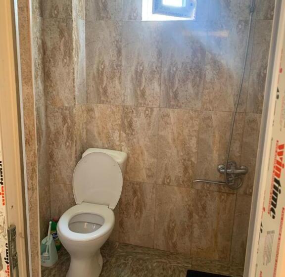 פנסיון Eno Grand