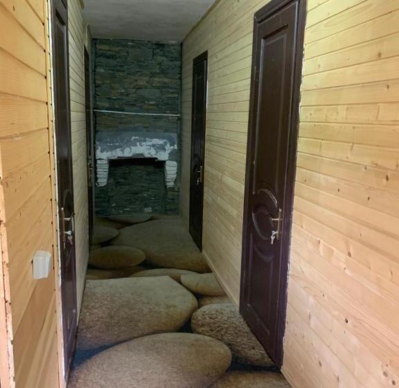 פנסיון Eno Grand