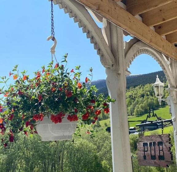 پانسیون Heidal Gjestgiveri As