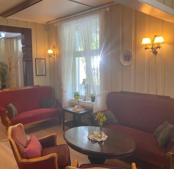 پانسیون Heidal Gjestgiveri As