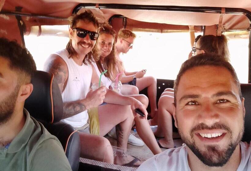 膳宿费 Oasi̇s At Ayfi̇lon