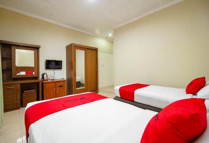 بنسيون Reddoorz @ Jalan Lintas Sumatera Lahat