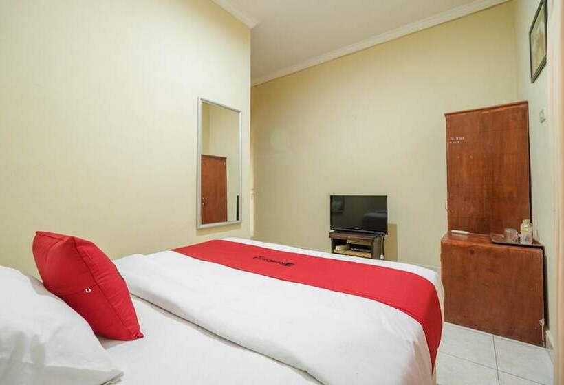 بنسيون Reddoorz @ Jalan Lintas Sumatera Lahat