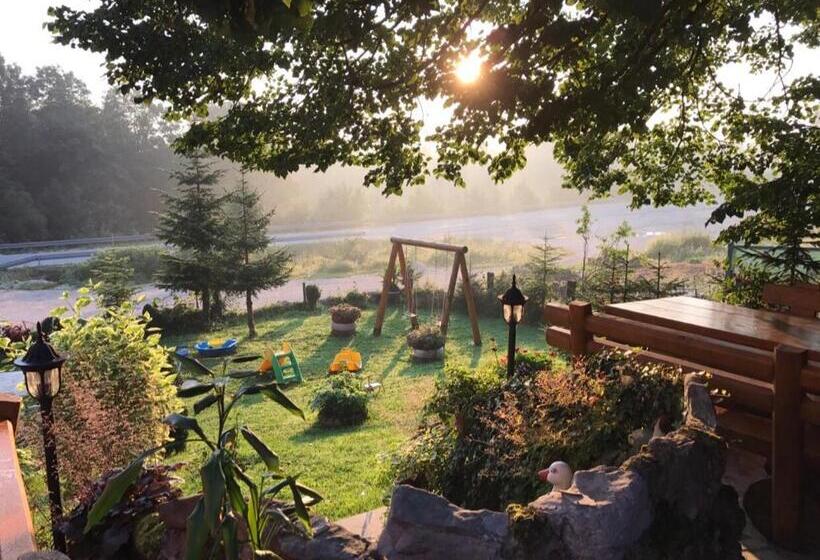 پانسیون Restoran Sa Sobama Za Iznajmljivanje Mali Raj