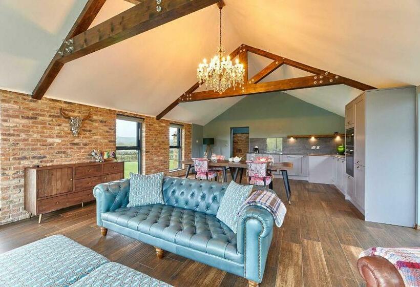 بنسيون Woodland Barn