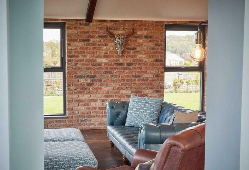 بنسيون Woodland Barn