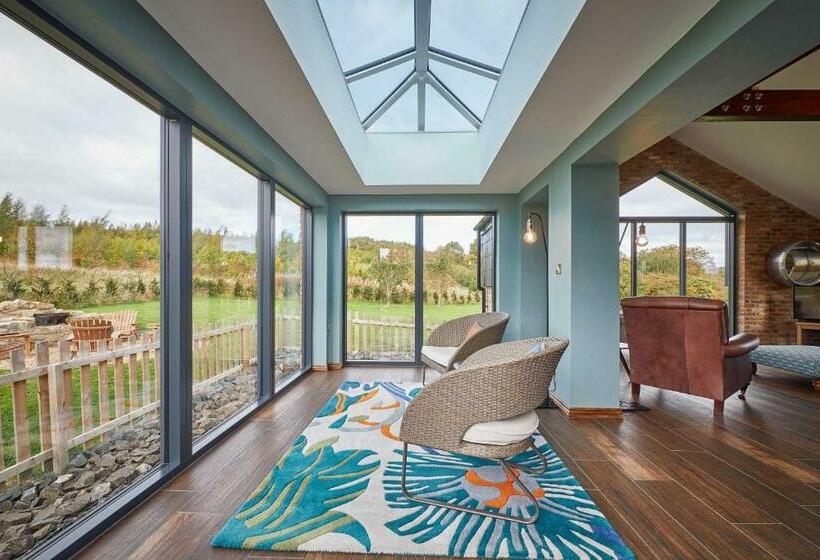 بنسيون Woodland Barn