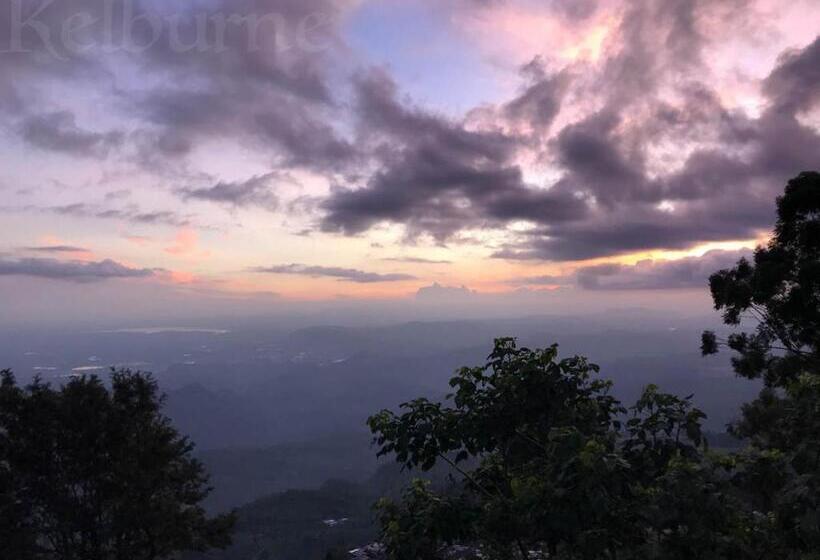 אתר נופש Kelburne Estate